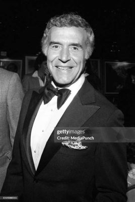  Radiant Rendezvous: Ricardo Montalbán Lights Up Hanoi!